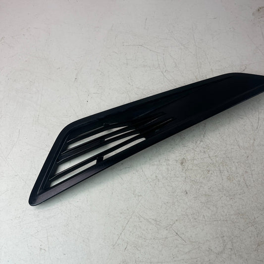 2016-24 CHEVROLET CAMARO FRONT RIGHT SIDE HOOD BONNET SCOOP VENT 23403776 OEM