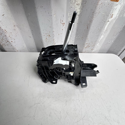 2020-2022 TOYOTA COROLLA FLOOR GEAR SHIFTER BLACK 2.0L AT FWD
