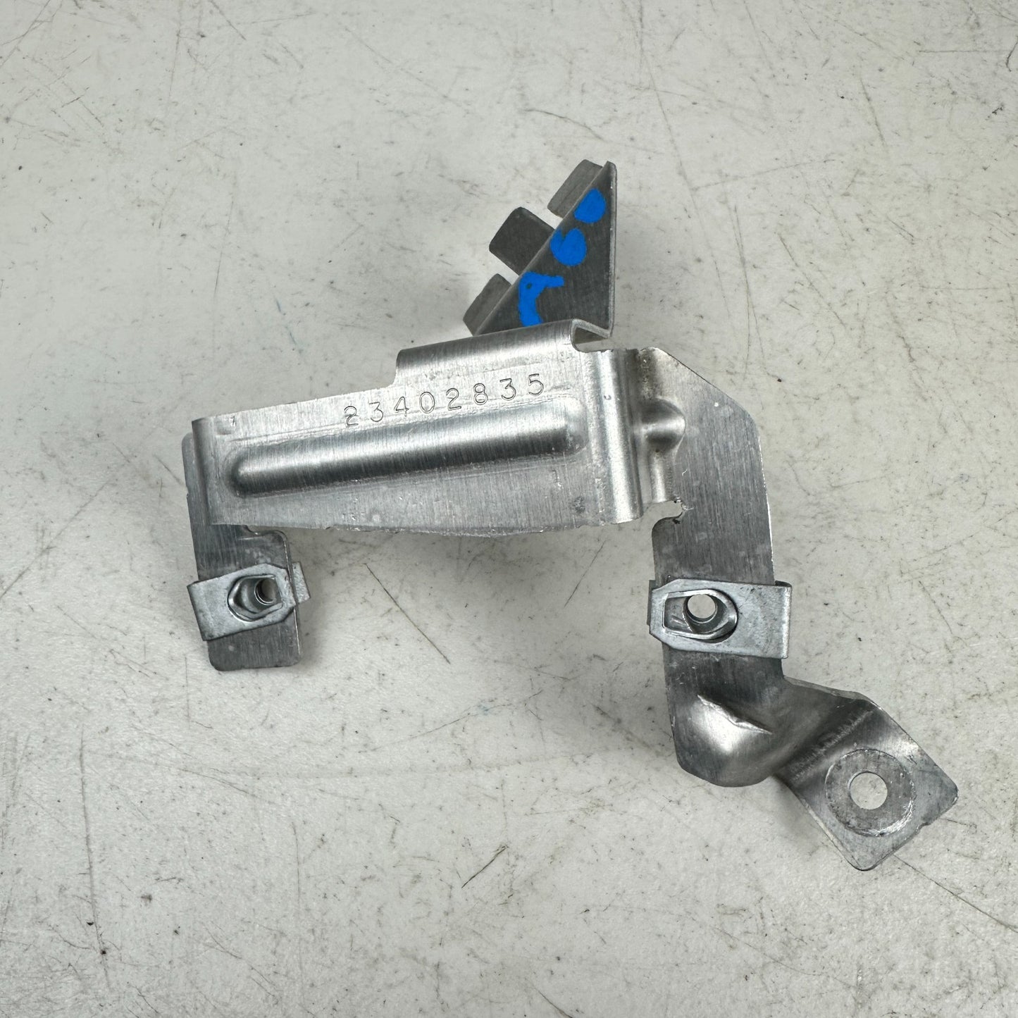 2014-2019 CHEVROLET CORVETTE C7 AUTOMATIC TRANSMISSION FLUID COOLER BRACKET OEM