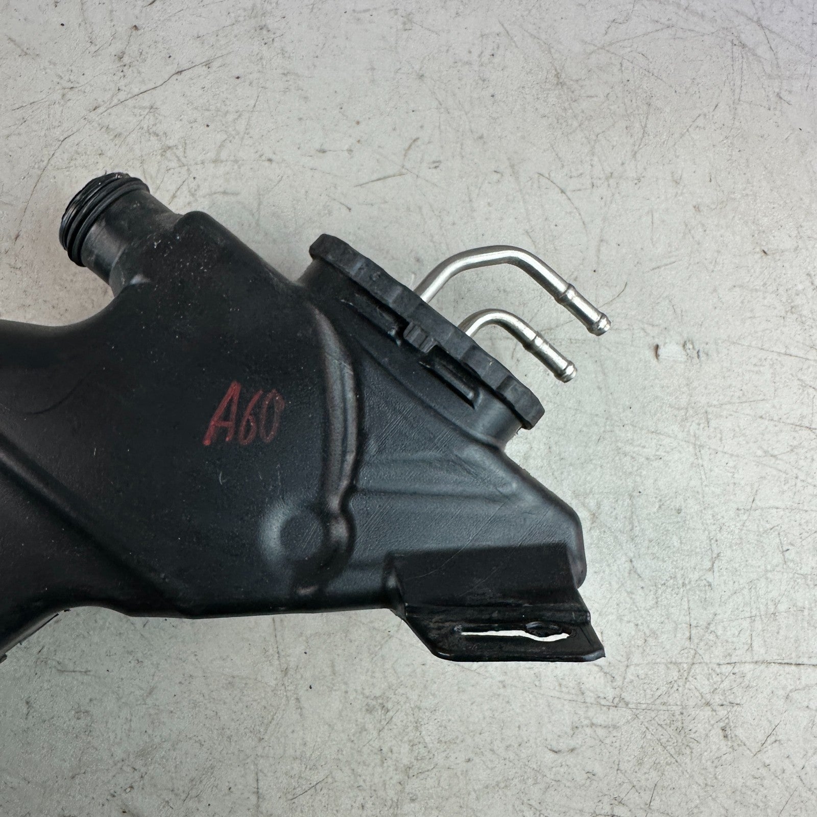2015-2023 MERCEDES W205 C300 FRONT WIPER WASHER RESERVOIR BOTTLE A2058600260 OEM