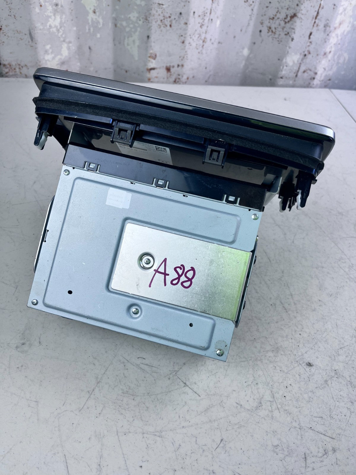 2017-2022 HONDA CR-V AM FM CD RADIO RECEIVER DISPLAY SCREEN 39710-TLA-A21 OEM