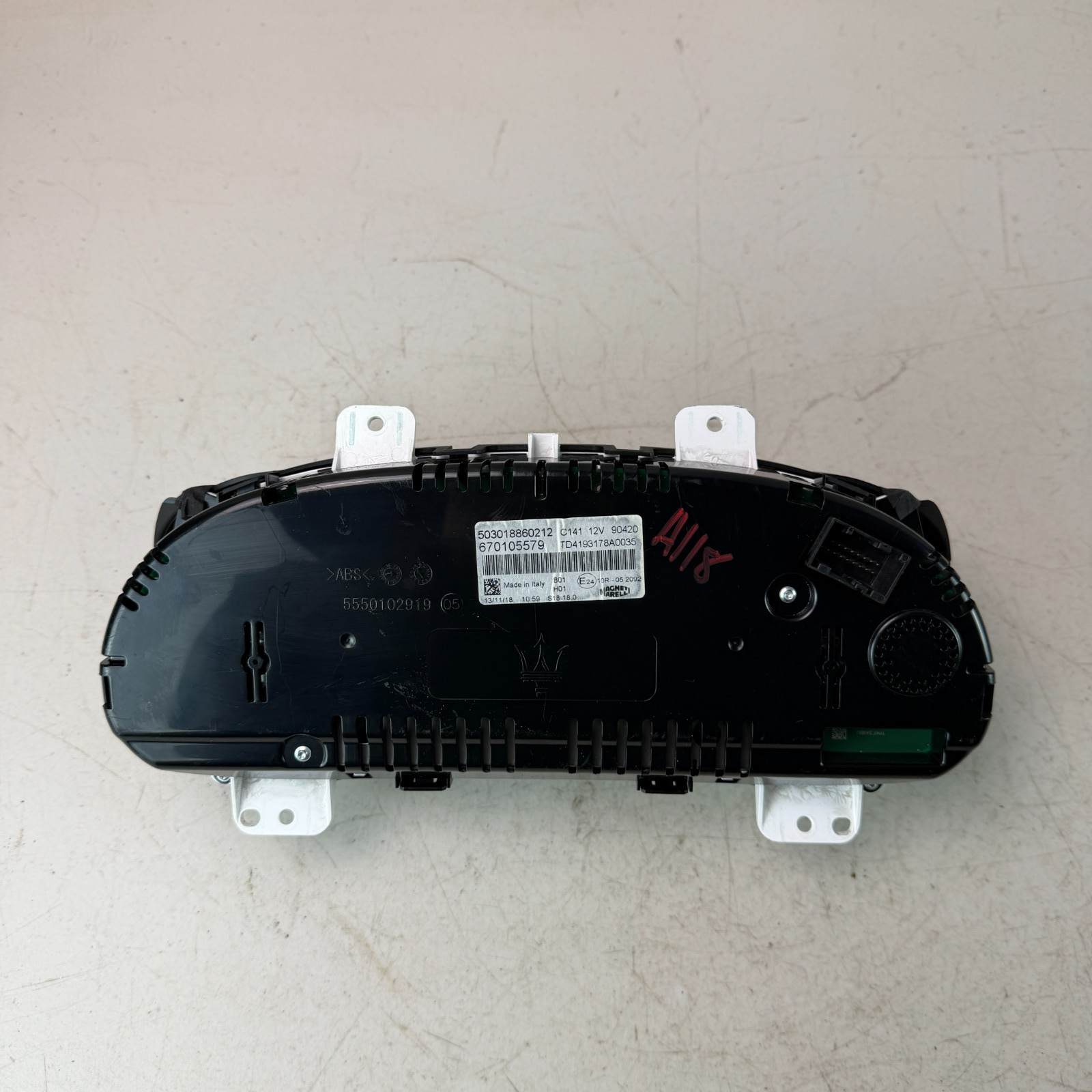 2017-2024 MASERATI LEVANTE SPEEDOMETER INSTRUMENT CLUSTER 670105579 30K MILEAGE