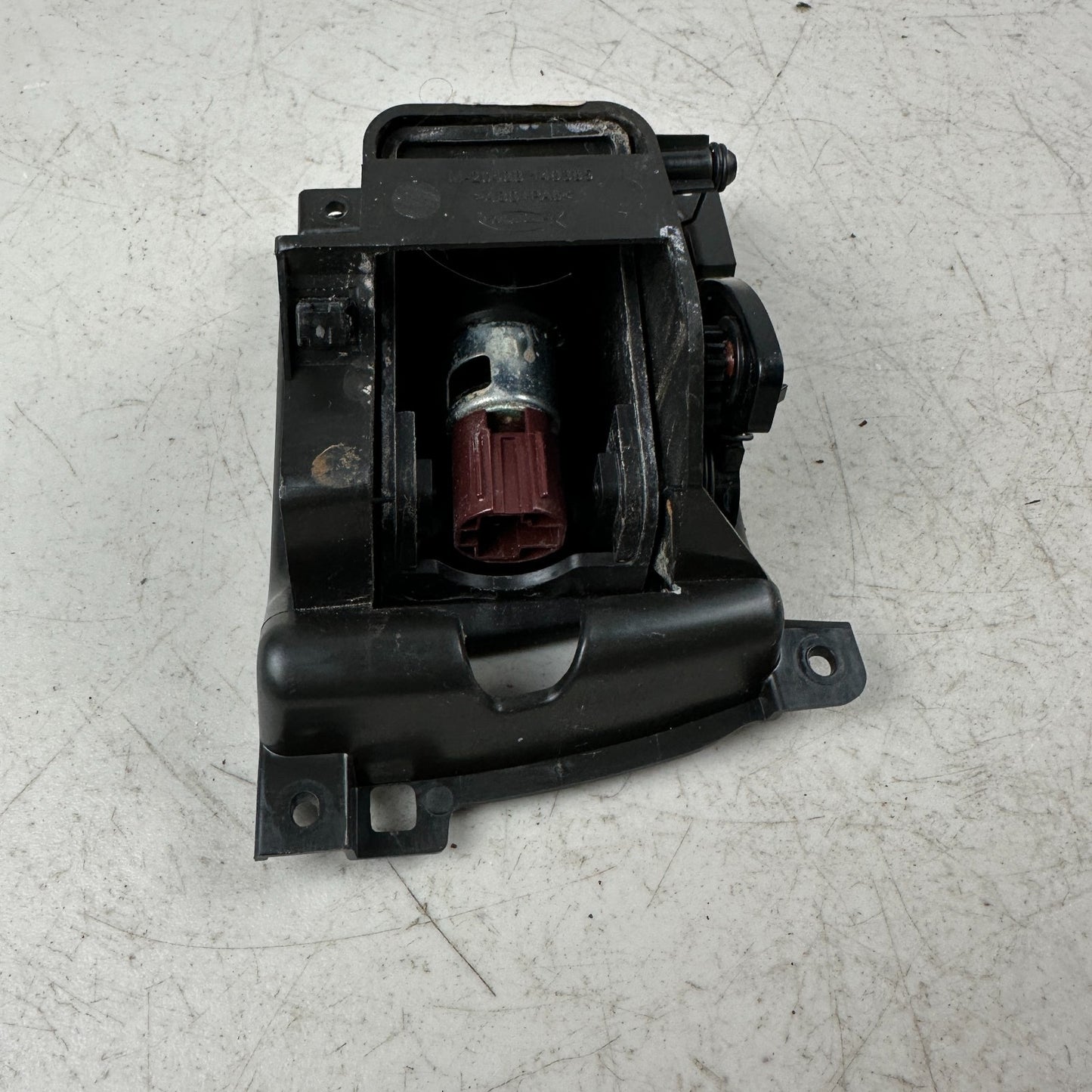 2014-2019 CHEVY CORVETTE FRONT CONSOLE ASHTRAY CIGARETTE LIGHTER COMPARTMENT OEM