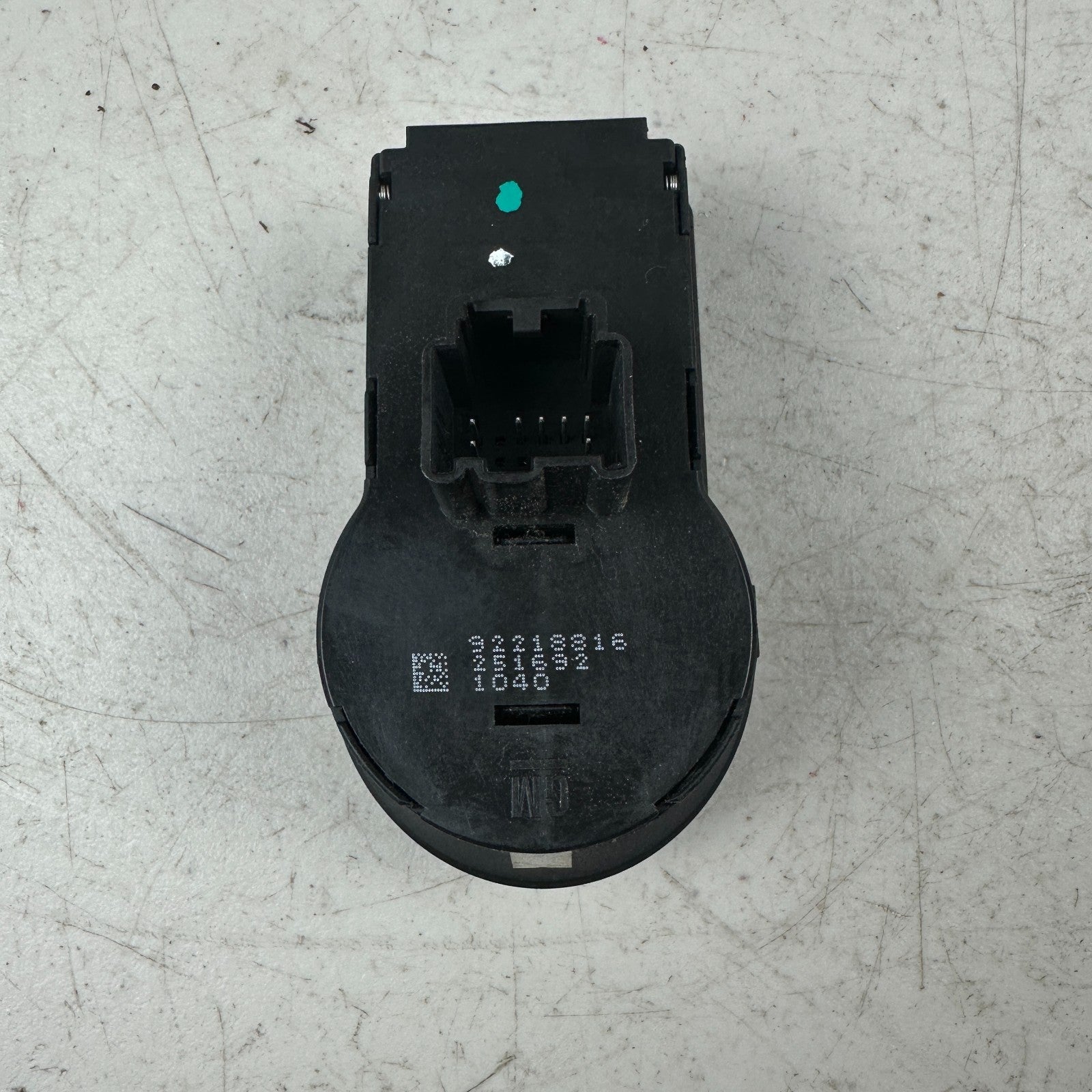 2010-2015 CHEVROLET CAMARO HEADLIGHT LAMP CONTROL SWITCH BLACK 92218816 OEM