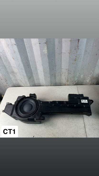 2014-2019 CHEVROLET CORVETTE BOSE AUDIO RADIO SUBWOOFER SUB WOOFER SPEAKER BOX