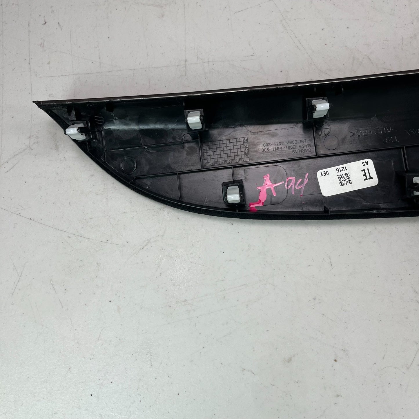 2013 - 2017 HONDA ACCORD FRONT RIGHT DASH AC HEATER AIR VENT PANEL E967-5611-200