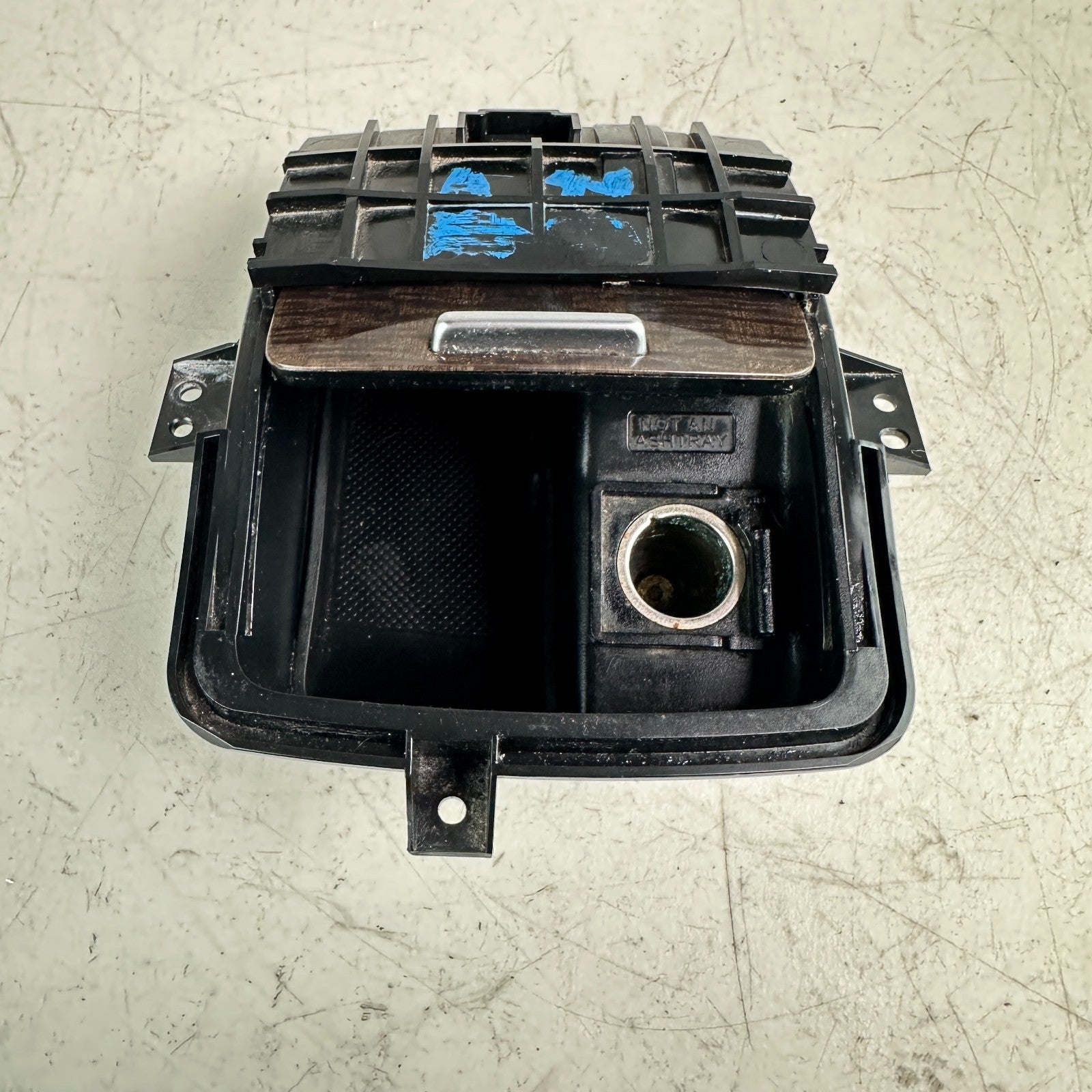 2010-2013 ACURA MDX FRONT LOWER CENTER CONSOLE STORAGE COMPARTMENT ASHTRAY OEM