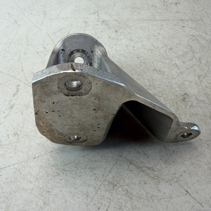 05-13 CHEVROLET CORVETTE C6 RIGHT PASSENGER SIDE ENGINE MOTOR MOUNT BRACKET OEM