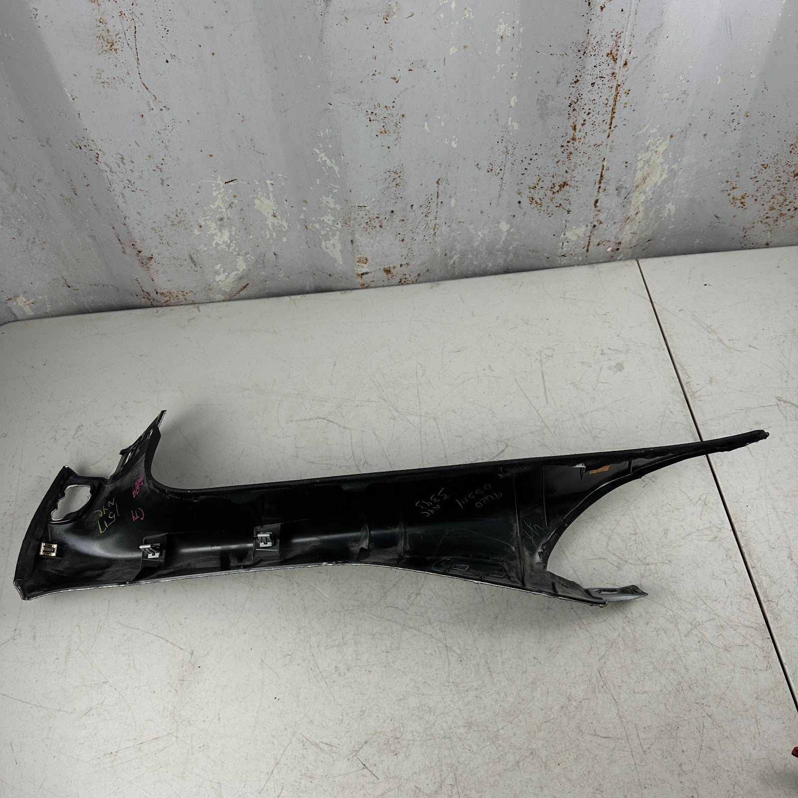 2014-2019 CHEVROLET CORVETTE C7 WINDSHIELD RIGHT SIDE A PILLAR TRIM COVER OEM