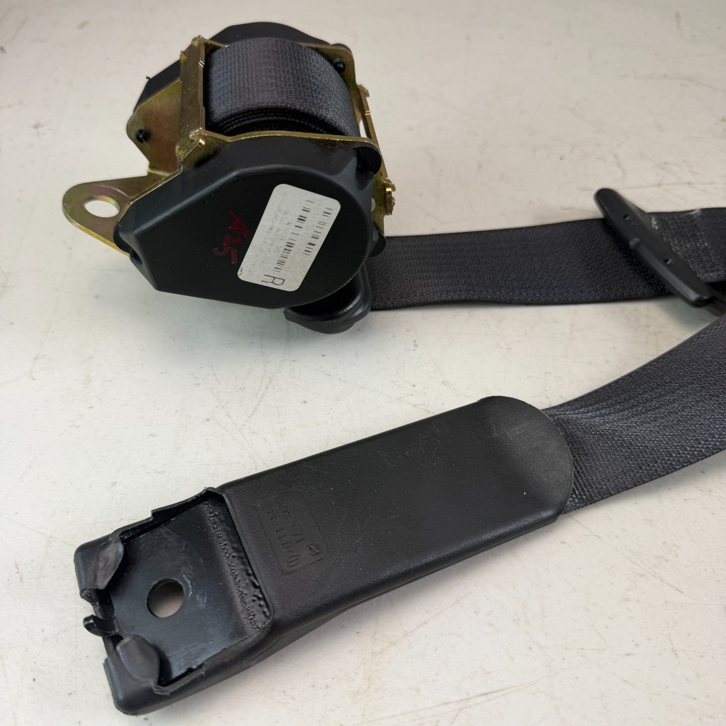 05-13 CHEVROLET CORVETTE C6 FRONT RIGHT SEATBELT SEAT BELT RETRACTOR BLACK OEM