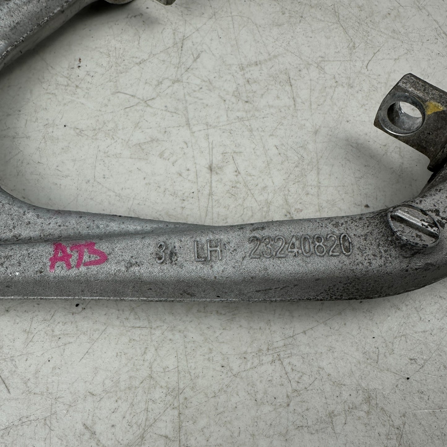 2014-2019 CHEVROLET CORVETTE C7 Z06 REAR LEFT DRIVER SIDE UPPER CONTROL ARM OEM