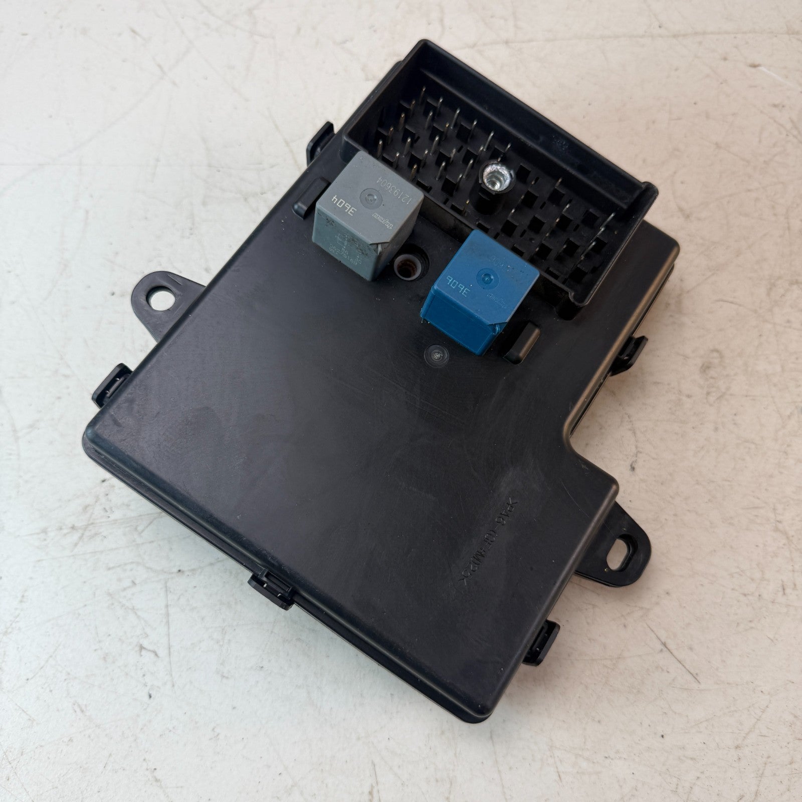 2007 CHEVROLET CORVETTE C6 CABIN BODY CONTROL MODULE UNIT BCM BCU 28061380 OEM