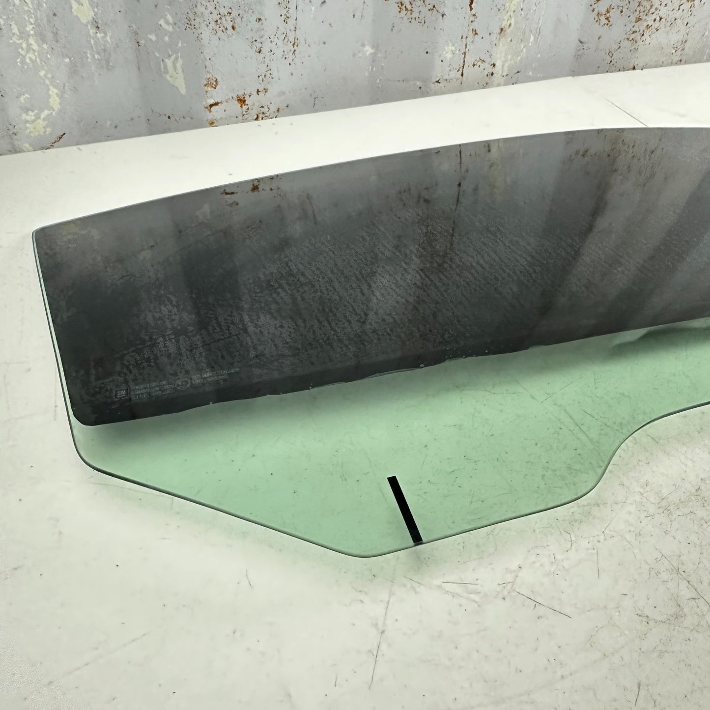 05-13 CHEVROLET CORVETTE C6 RIGHT PASSENGER SIDE DOOR WINDOW GLASS TINTED OEM