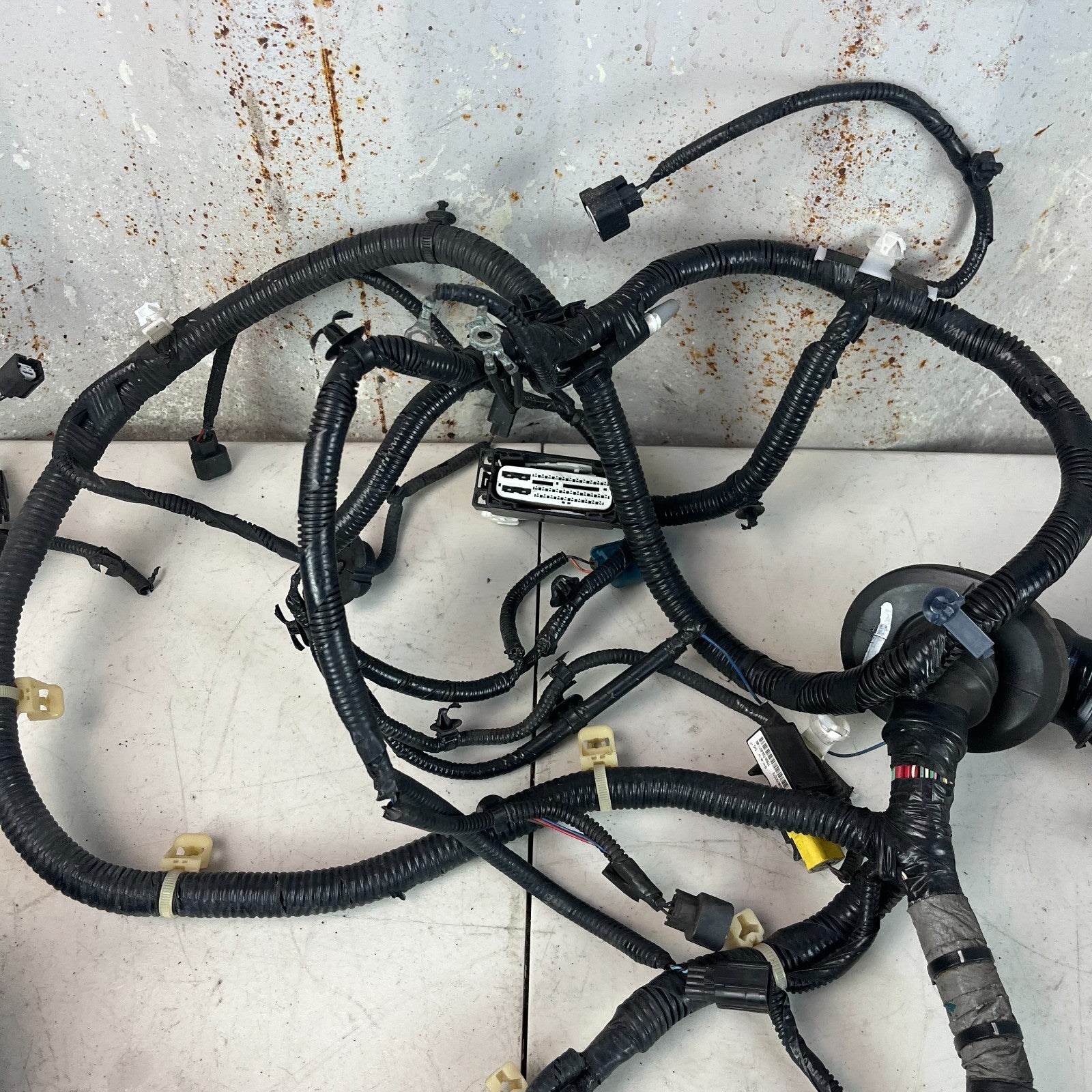 2016 HONDA ACCORD ENGINE ROOM FUSE BOX WIRE WIRING HARNESS 3220A-T2F-A441 OEM