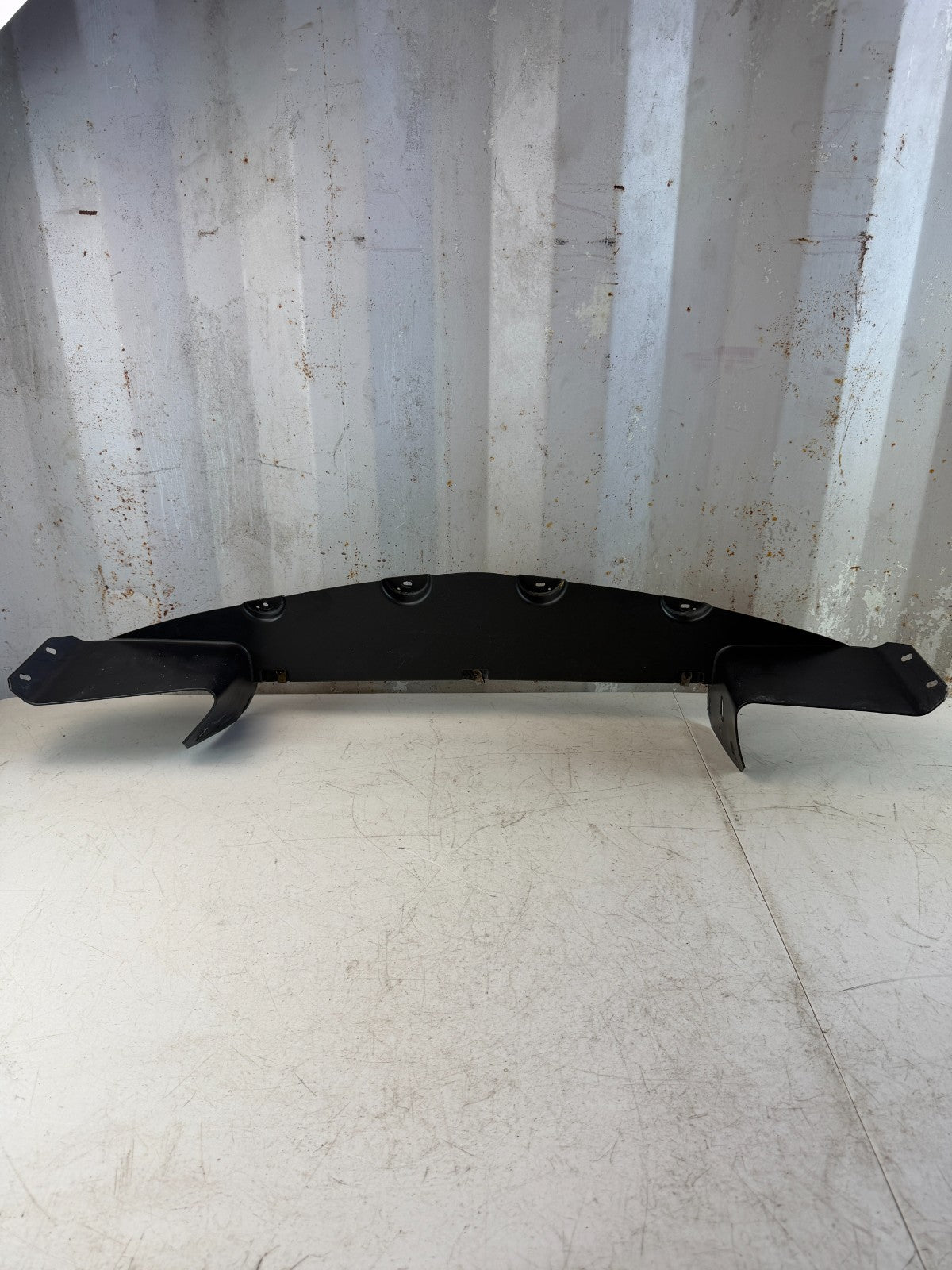 2005-2013 CHEVROLET CORVETTE FRONT LOWER BUMPER FASCIA EXTENSION 10332915 OEM