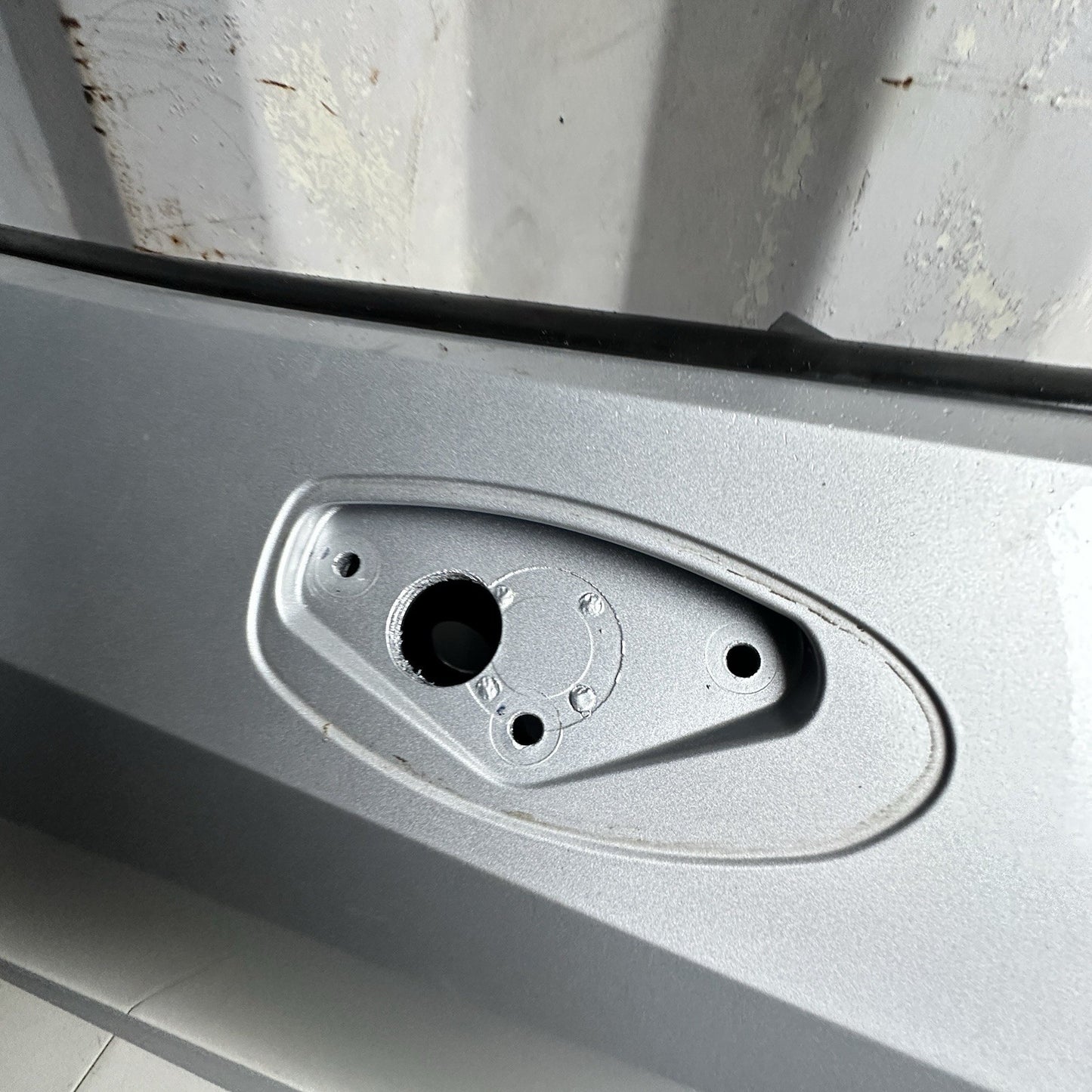 2014 2015 2016 2017 2018 2019 CHEVY CORVETTE C7 RIGHT DOOR SHELL OEM RH Silver