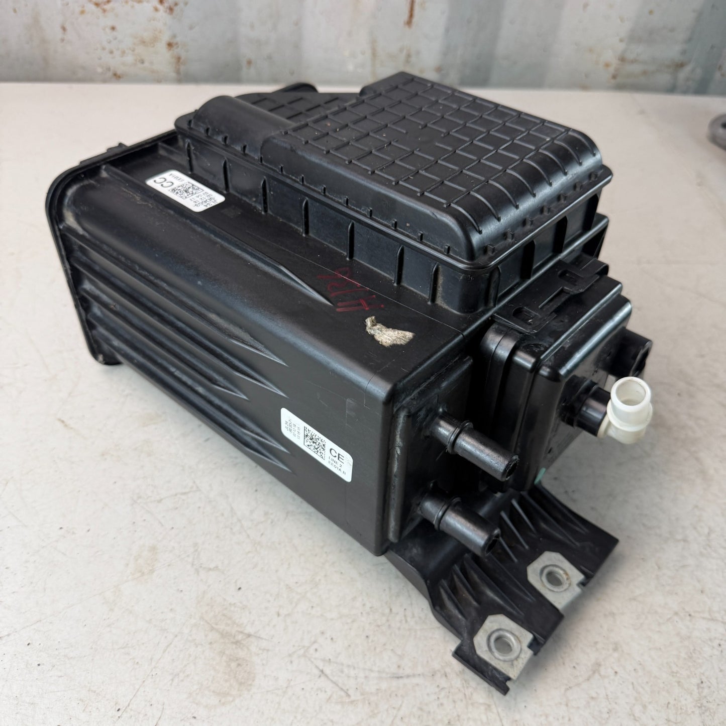 2018-2020 FORD F-150 RAPTOR FUEL EMISSION VAPOR EVAPORATOR CHARCOAL CANISTER OEM
