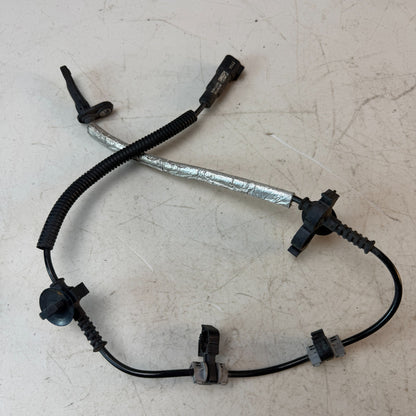 2016-2024 CHEVY CAMARO FRONT LEFT / RIGHT ABS WHEEL SPEED SENSOR 86790706 OEM