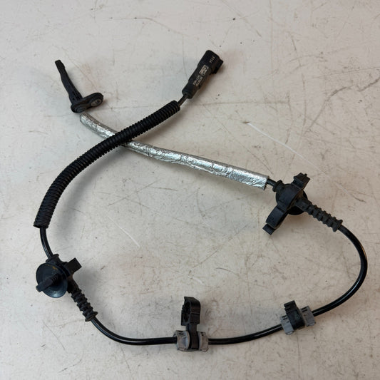 2016-2024 CHEVY CAMARO FRONT LEFT / RIGHT ABS WHEEL SPEED SENSOR 86790706 OEM