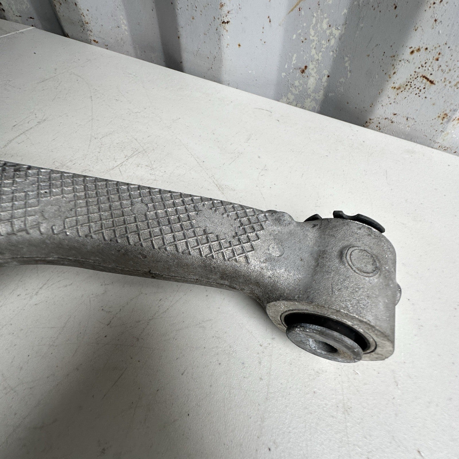 14-19 CHEVY CORVETTE OEM LH DRIVER DRIVERS REAR LOWER CONTROL ARM 20965285