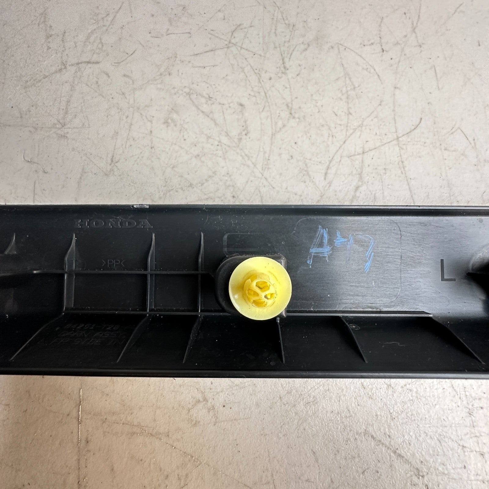 23-25 ACURA INTEGRA FRONT LEFT DRIVER SIDE DOOR SILL SCUFF PLATE COVER TRIM OEM