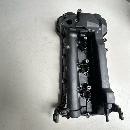 12-14 HYUNDAI GENESIS 3.8L Santa Fe 3.3L RIGHT SIDE VALVE COVER 22420-3CGA0 OEM
