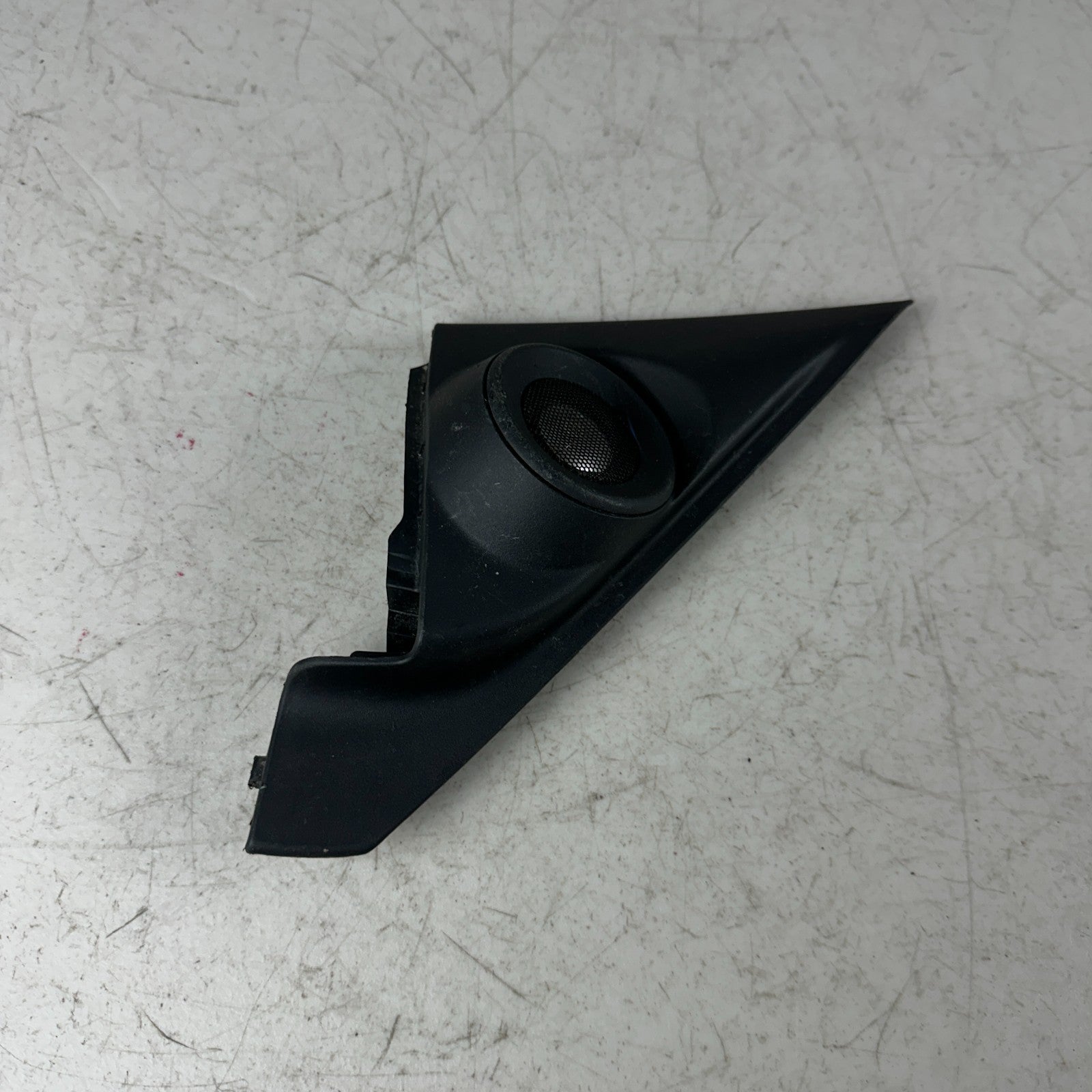 2013–2017 HONDA ACCORD FRONT LEFT DOOR CORNER SPEAKER COVER 39120-T2A-A01 OEM