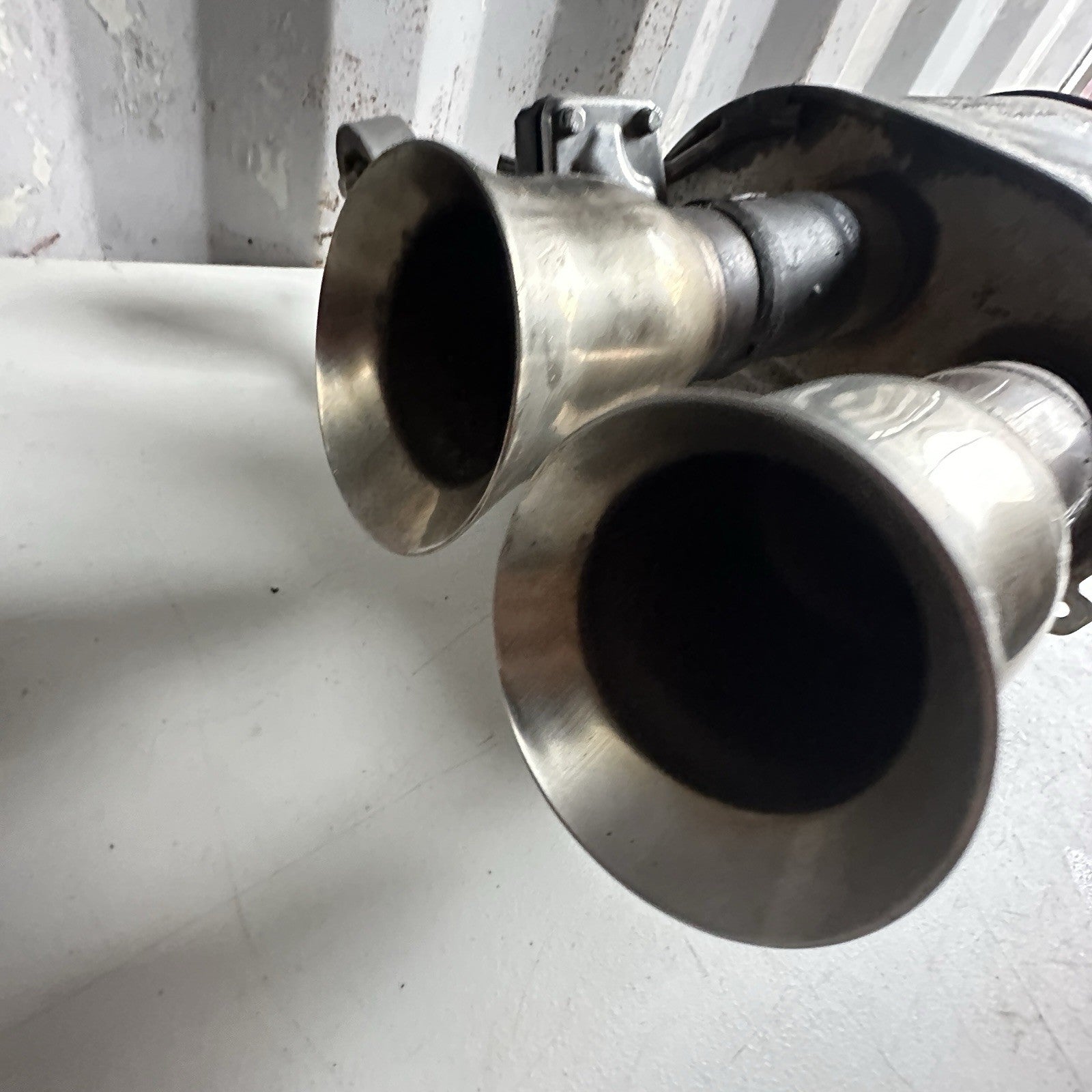 2014-2019 Chevrolet Corvette C7 Dual Rear Right Exhaust Muffler W/ Actuator OEM