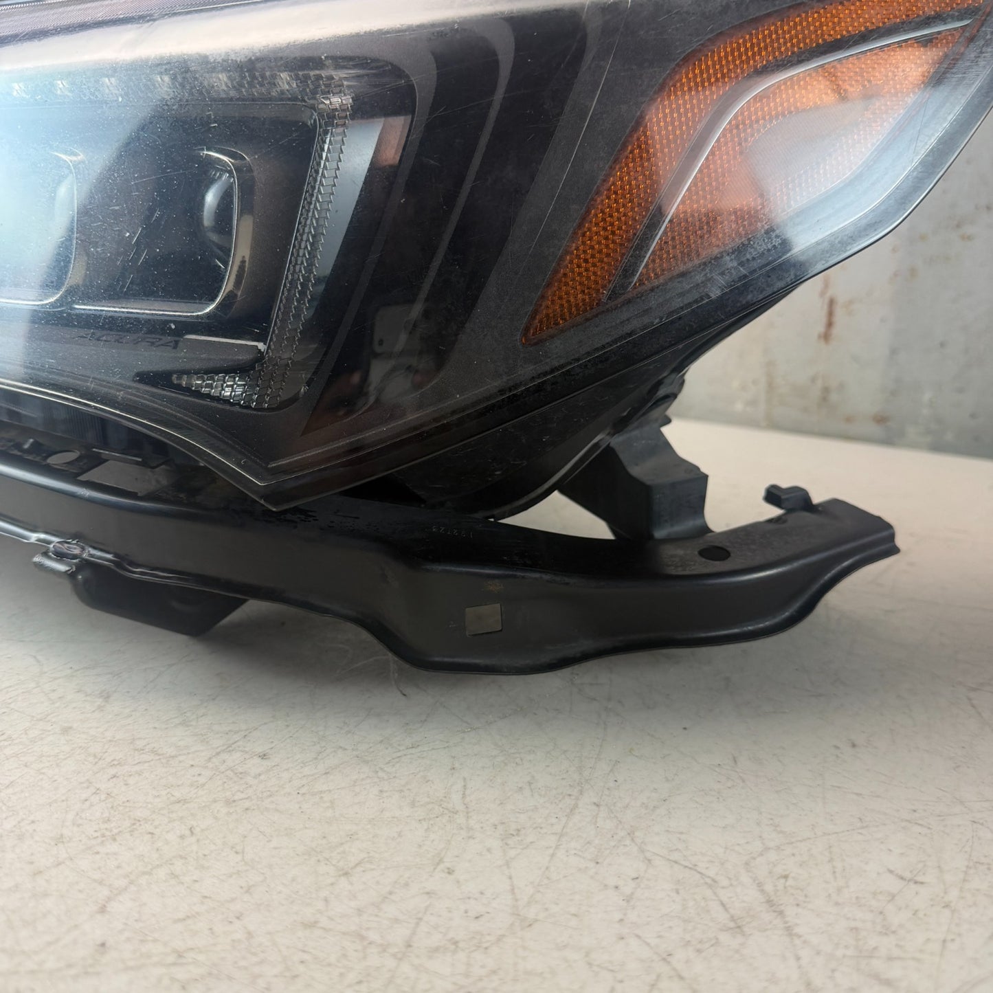 2018-2020 ACURA TLX FRONT LEFT DRIVER SIDE LED HEADLIGHT HEADLAMP 33109-TZ3-A511