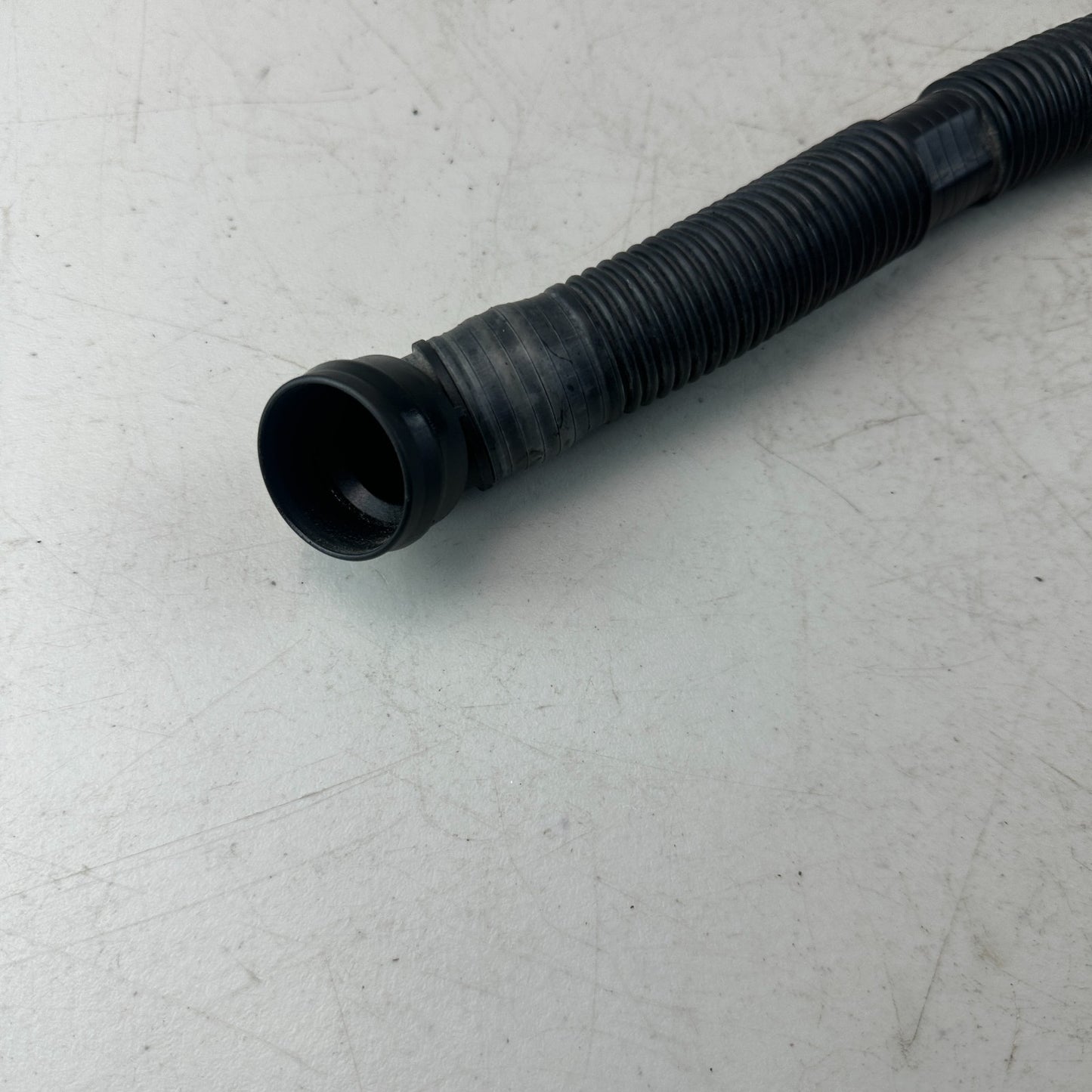 2016-2024 CAMARO AIR CLEANER BOX INTAKE RESONATOR PIPE TUBE W/ HOSE 23340377 OEM