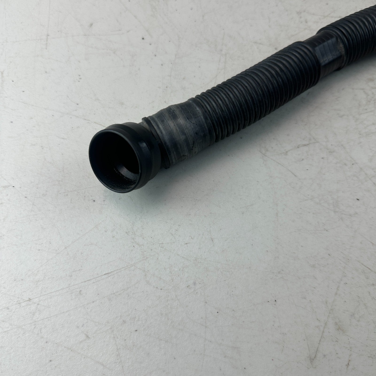 2016-2024 CAMARO AIR CLEANER BOX INTAKE RESONATOR PIPE TUBE W/ HOSE 23340377 OEM