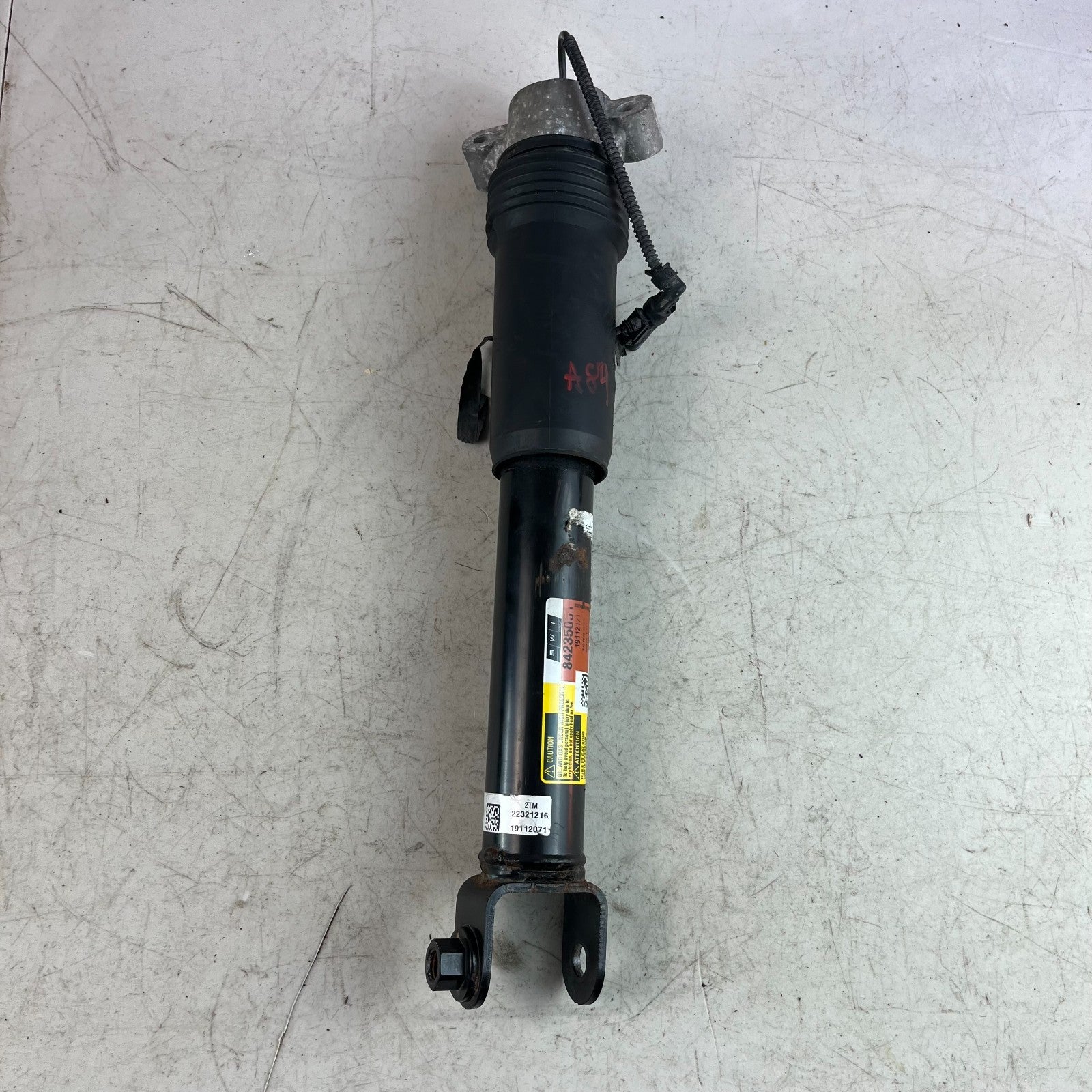 2014-2019 CHEVY CORVETTE REAR LEFT OR RIGHT SIDE SHOCK STRUT ABSORBER 84235051