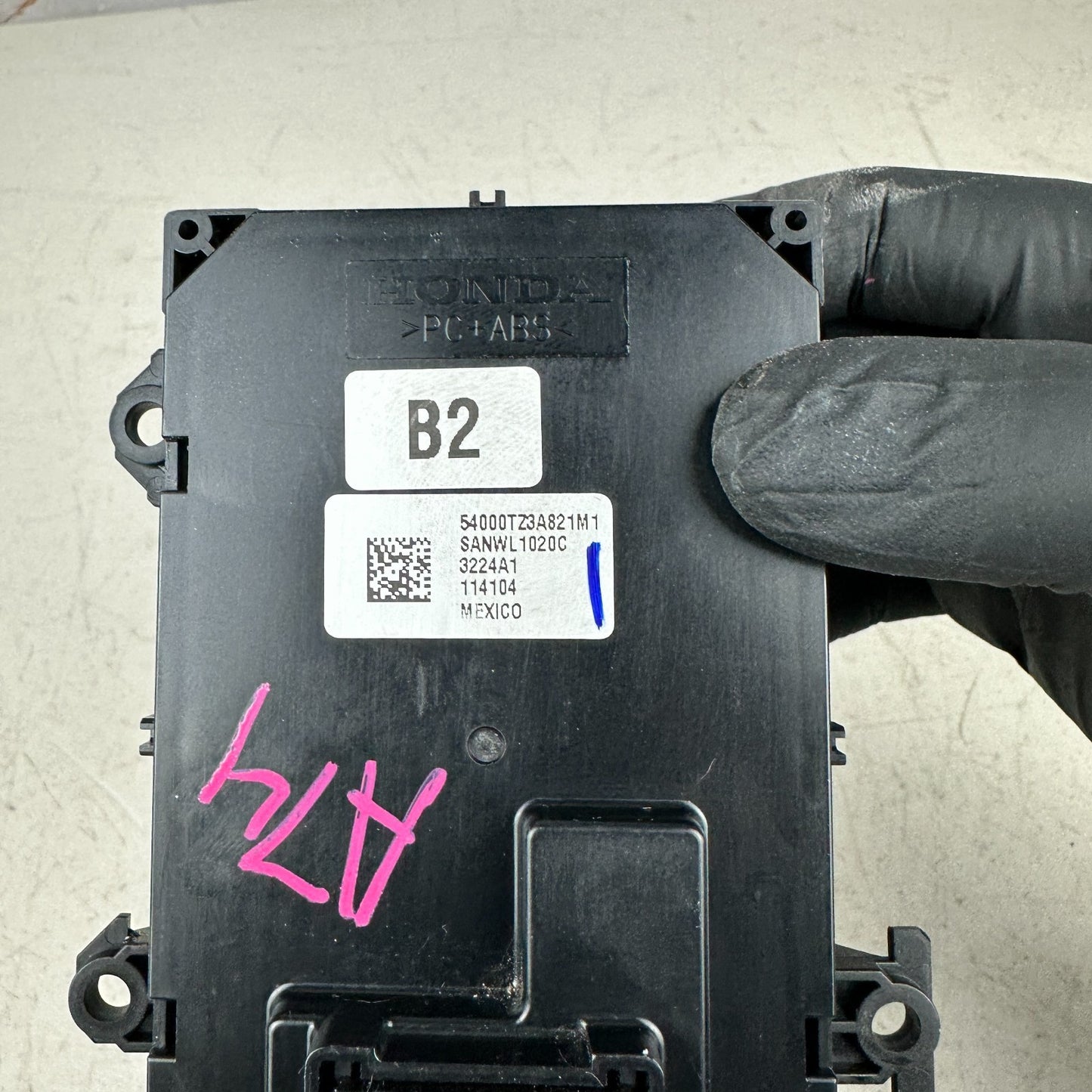 2015-2020 ACURA TLX FRONT CENTER CONSOLE FLOOR GEAR SHIFTER CONTROL SWITCH OEM