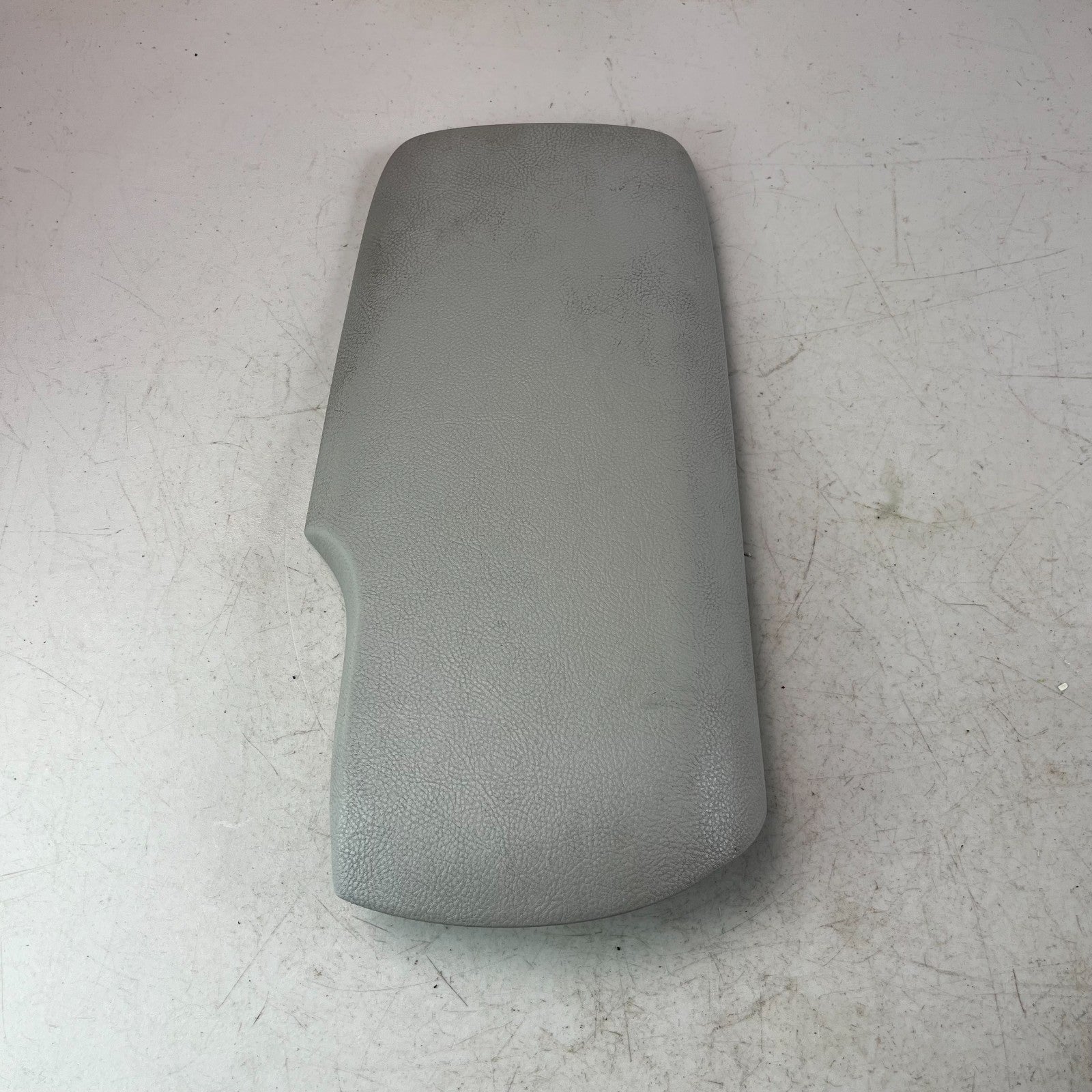 2005-2013 CHEVROLET CORVETTE C6 FRONT CENTER CONSOLE ARMREST LID DOOR GRAY OEM