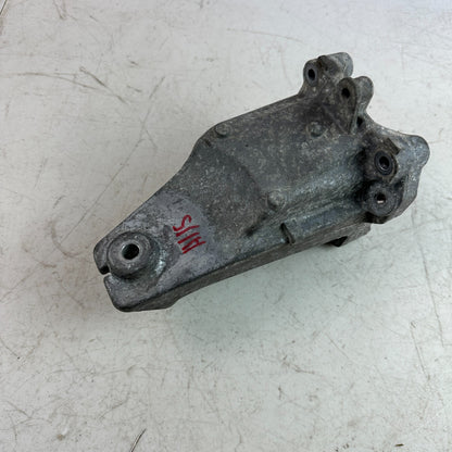 2015-2018 MERCEDES-BENZ W205 C300 FRONT LEFT ENGINE MOTOR MOUNT A2742234404 OEM