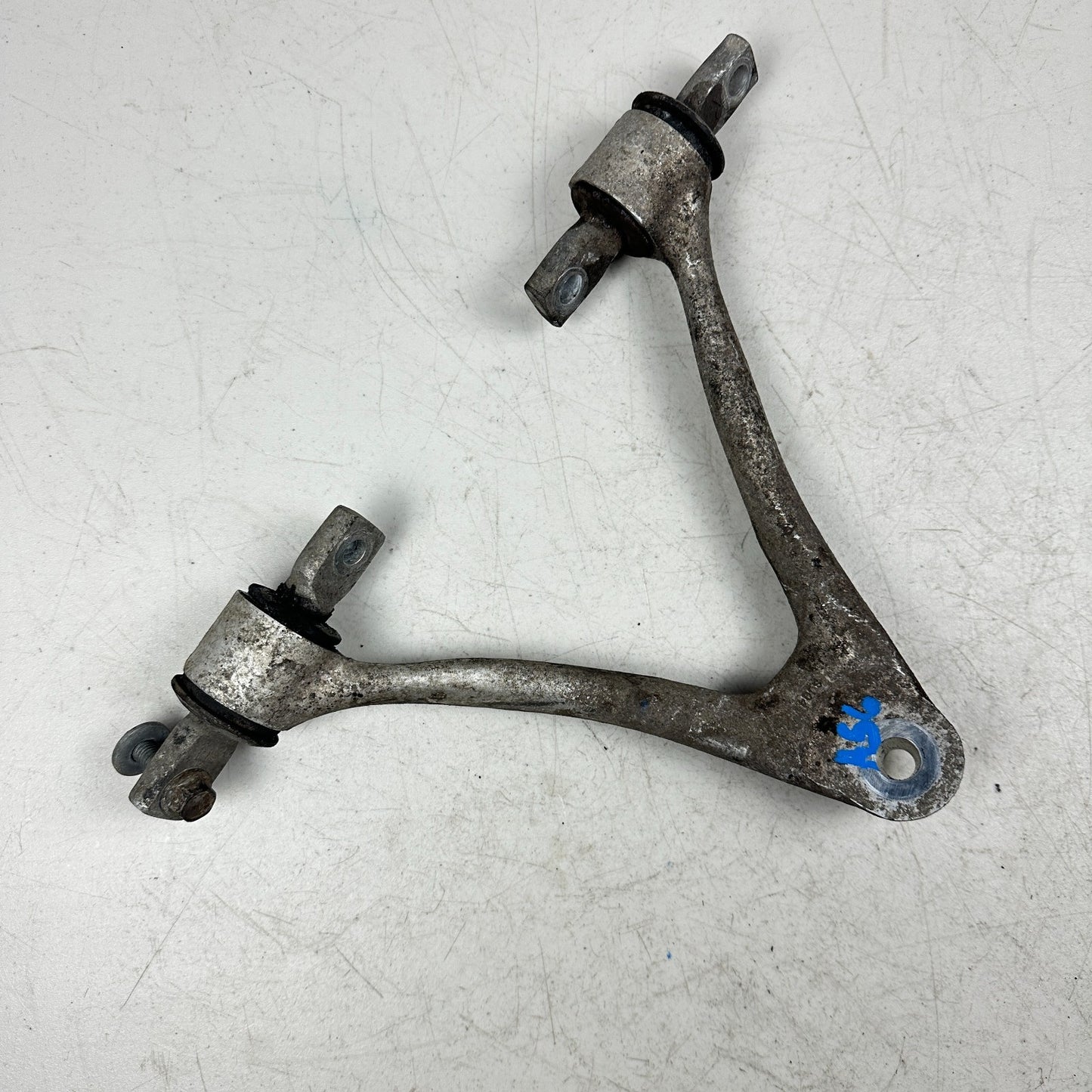 2005-2013 CHEVROLET CORVETTE C6 FRONT LEFT DRIVER SDIE UPPER CONTROL ARM OEM