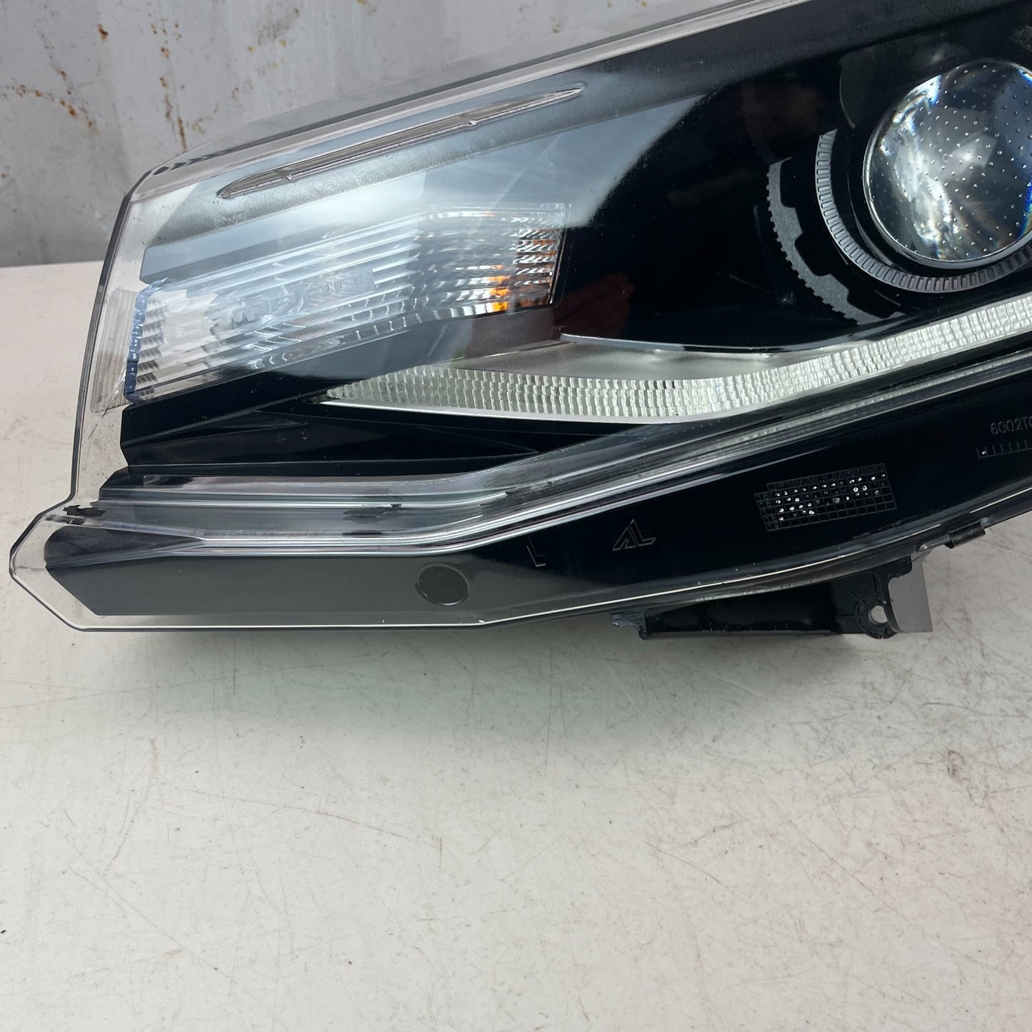 2016-2024 CHEVY CAMARO FRONT LEFT DRIVER SIDE XENON LED HEADLIGHT HEADLAMP OEM