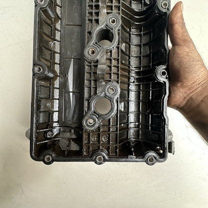 12-14 HYUNDAI GENESIS 3.8L Santa Fe 3.3L RIGHT SIDE VALVE COVER 22420-3CGA0 OEM