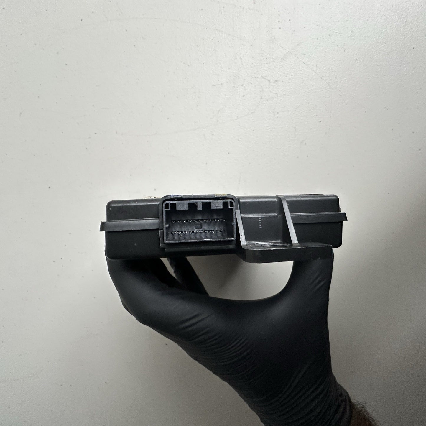 2020 JEEP COMPASS KEYLESS ENTRY RECEIVER HUB CONTROL MODULE UNIT OEM 68462436AA