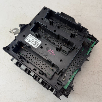 2021-2024 CHEVROLET CAMARO ENGINE COMPARTMENT FUSE BOX RELAY BOX 86806142 OEM
