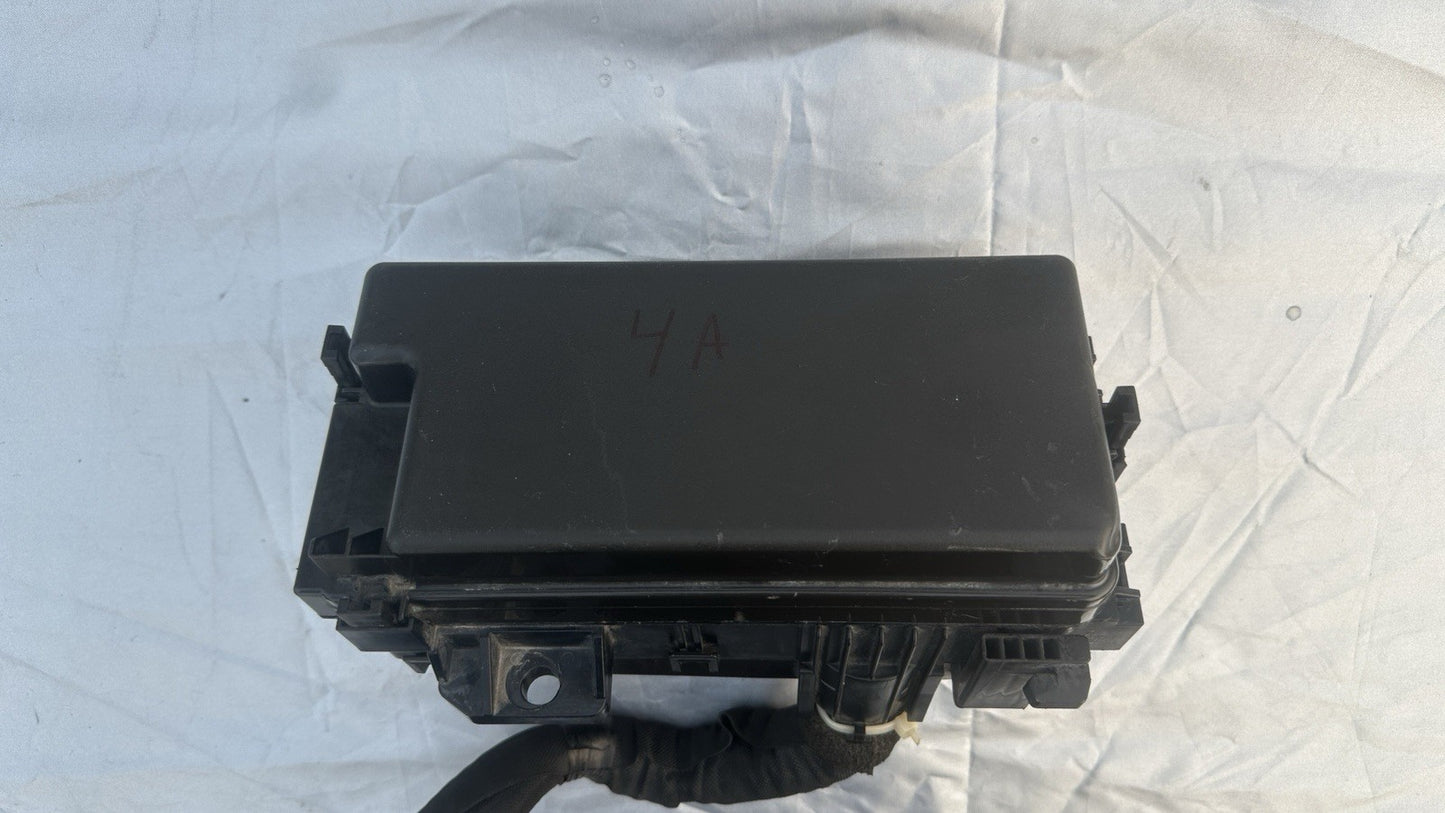 2013-2017 Honda Accord FUSE BOX ASSEMBLY Model Unknown part Number Unknown