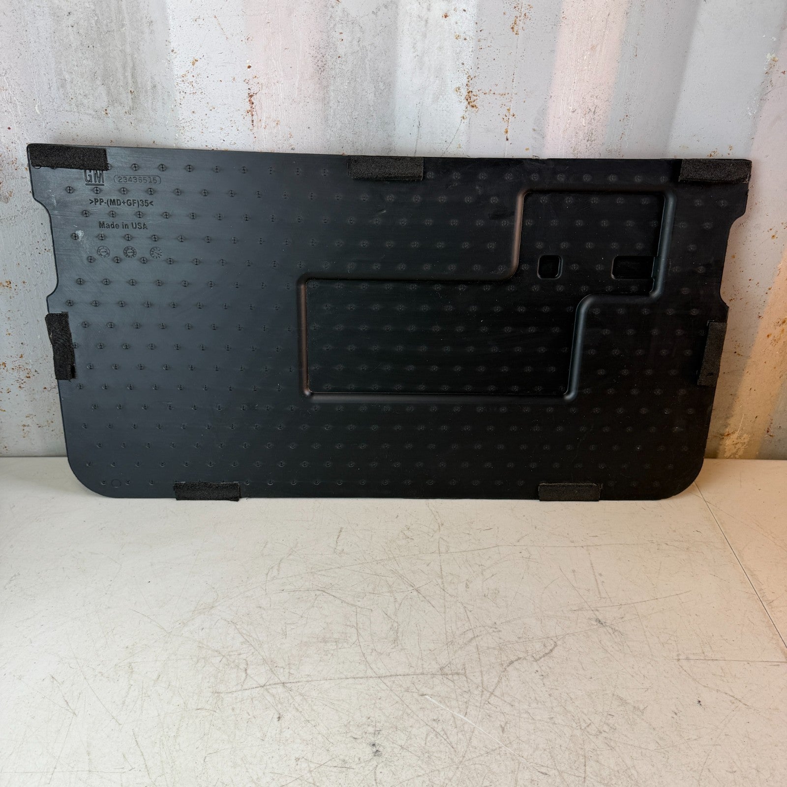 2014-19 CHEVROLET CORVETTE C7 REAR FLOOR CARGO STORAGE COMPARTMENT LID PANEL OEM