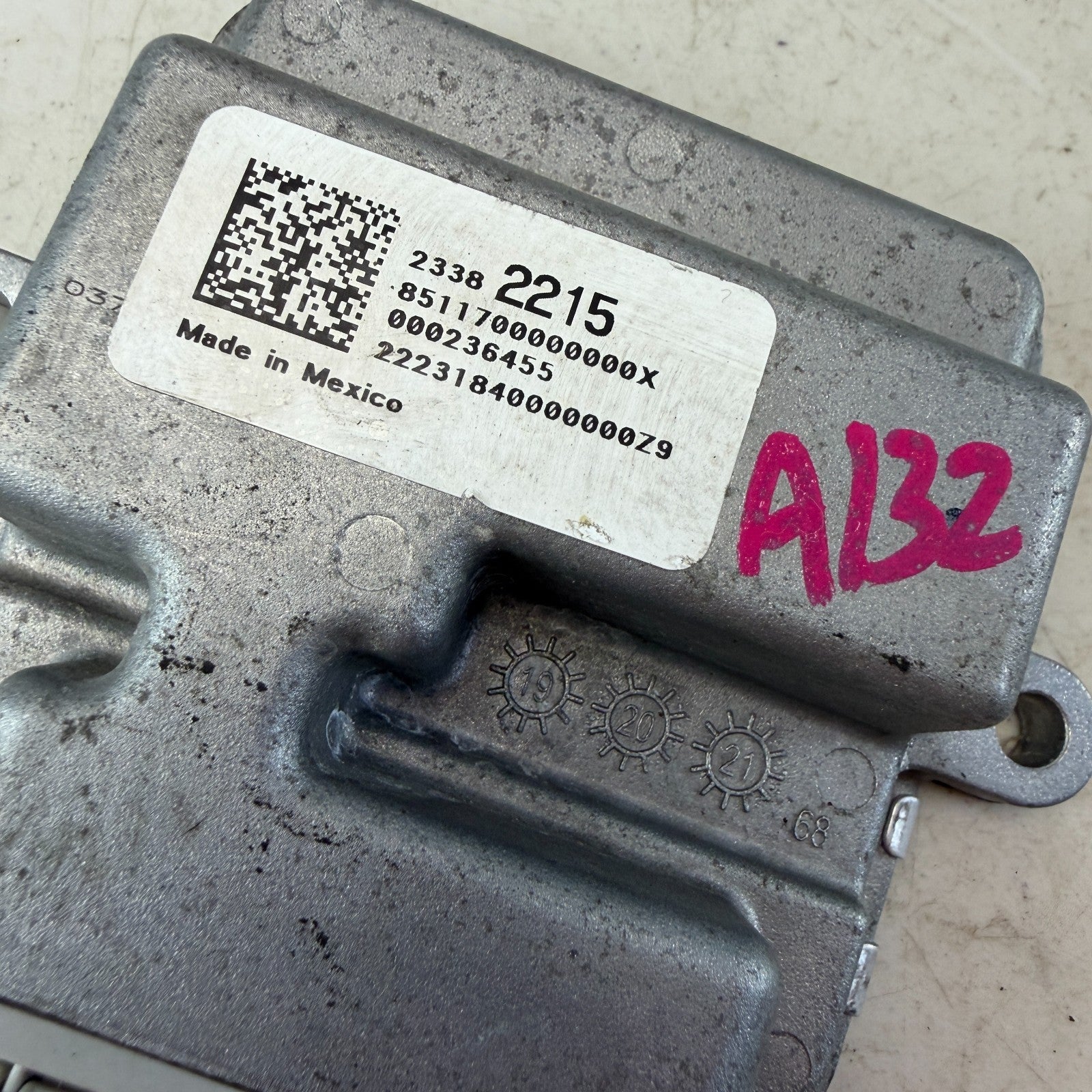 2014-2019 CHEVROLET CORVETTE C7 FUEL PUMP POWER CONTROL MODULE UNIT 23382215 OEM