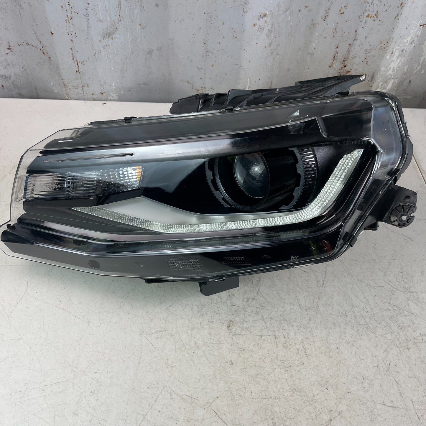 2016-2024 CHEVY CAMARO FRONT LEFT DRIVER SIDE XENON LED HEADLIGHT HEADLAMP OEM