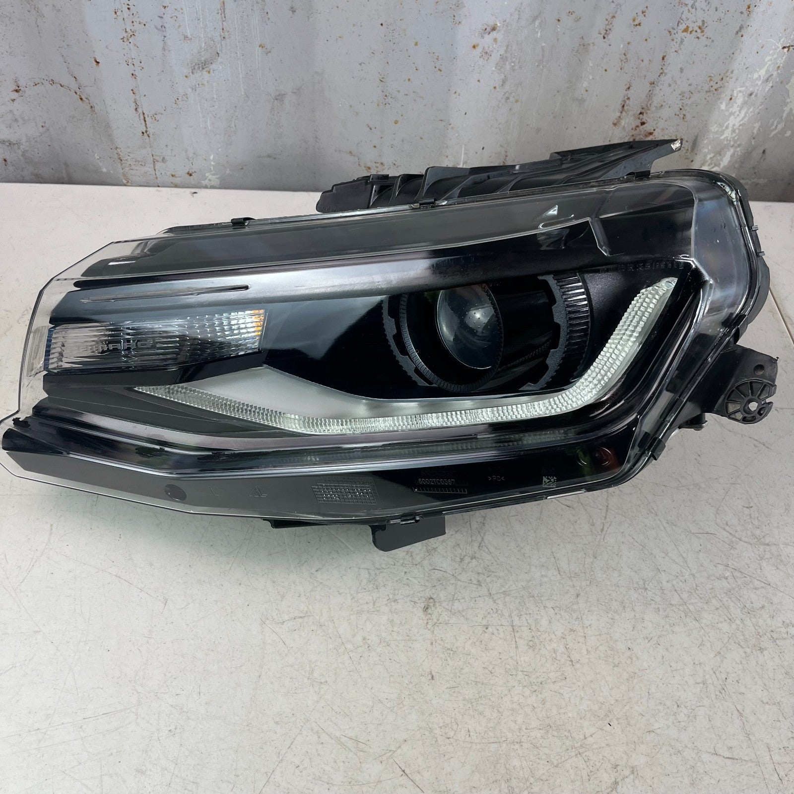 2016-2024 CHEVY CAMARO FRONT LEFT DRIVER SIDE XENON LED HEADLIGHT HEADLAMP OEM