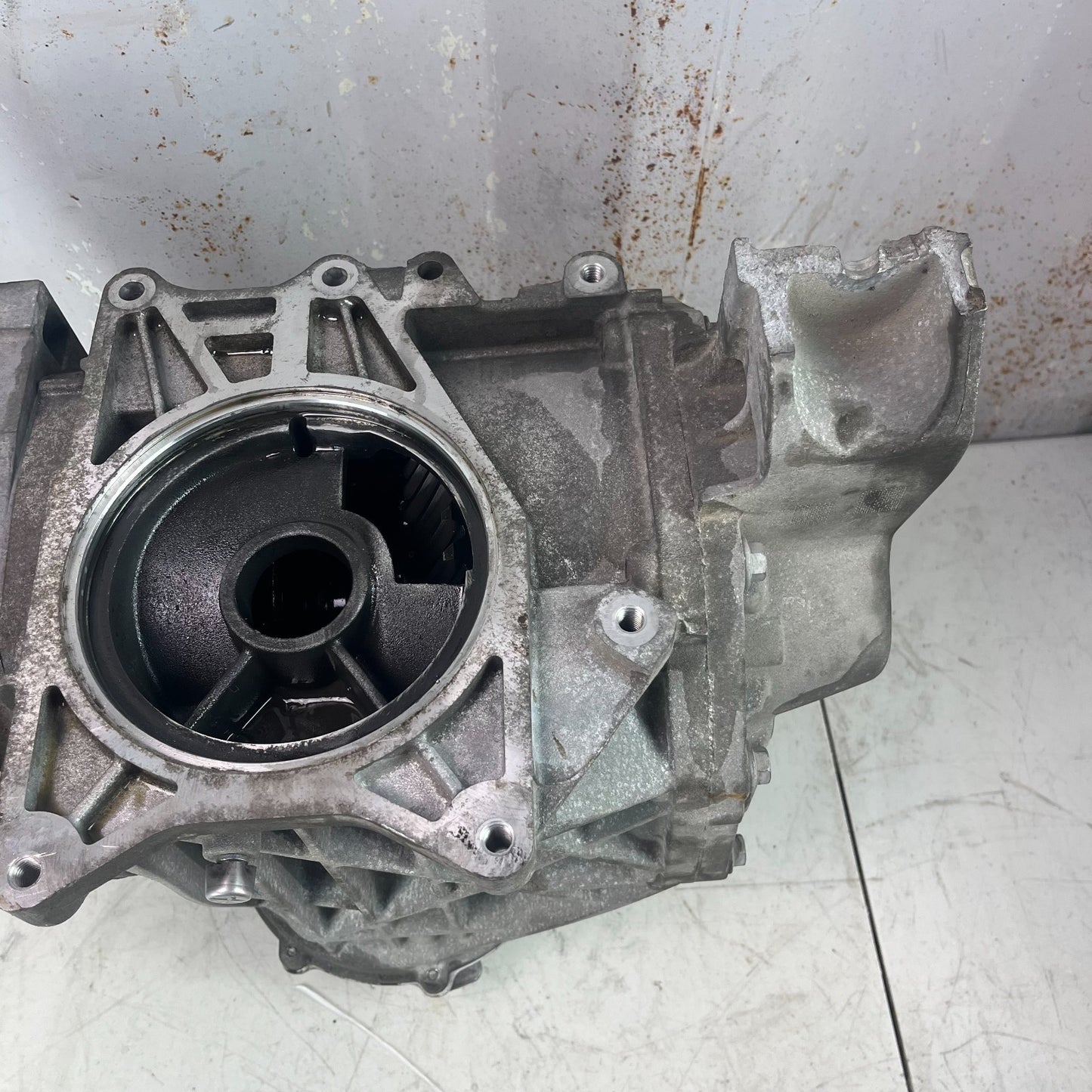 2014-2019 CHEVROLET CORVETTE C7 REAR AXLE DIFFERENTIAL CARRIER ASSEMBLY OEM