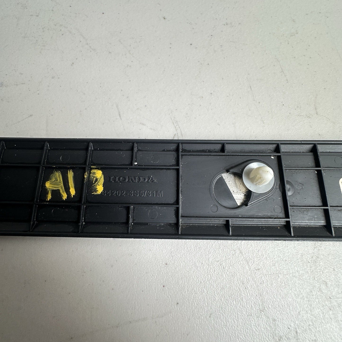 2023-2025 ACURA INTEGRA FRONT RIGHT PASSENGER DOOR SILL SCUFF COVER PANEL OEM