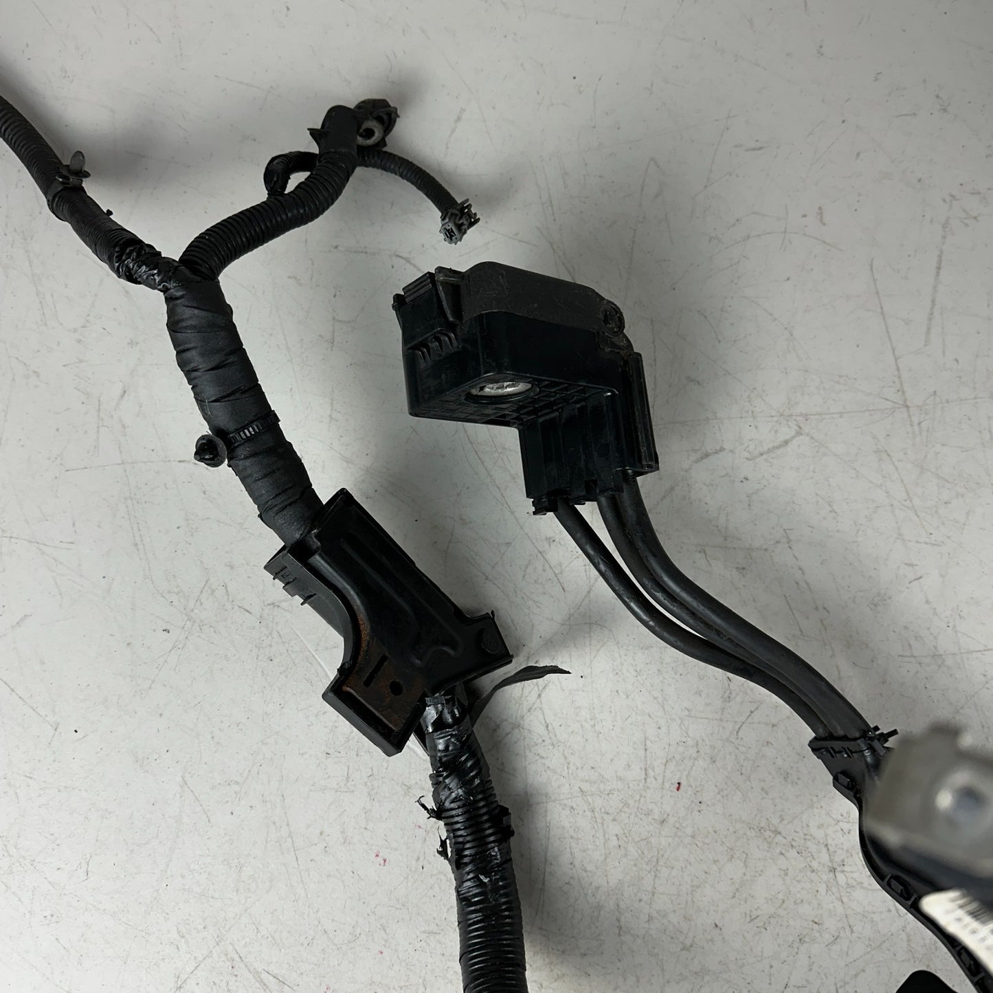 2016-2020 KIA SORENTO BATTERY ALTERNATOR POSITIVE CABLE WIRE WIRING HARNESS OEM