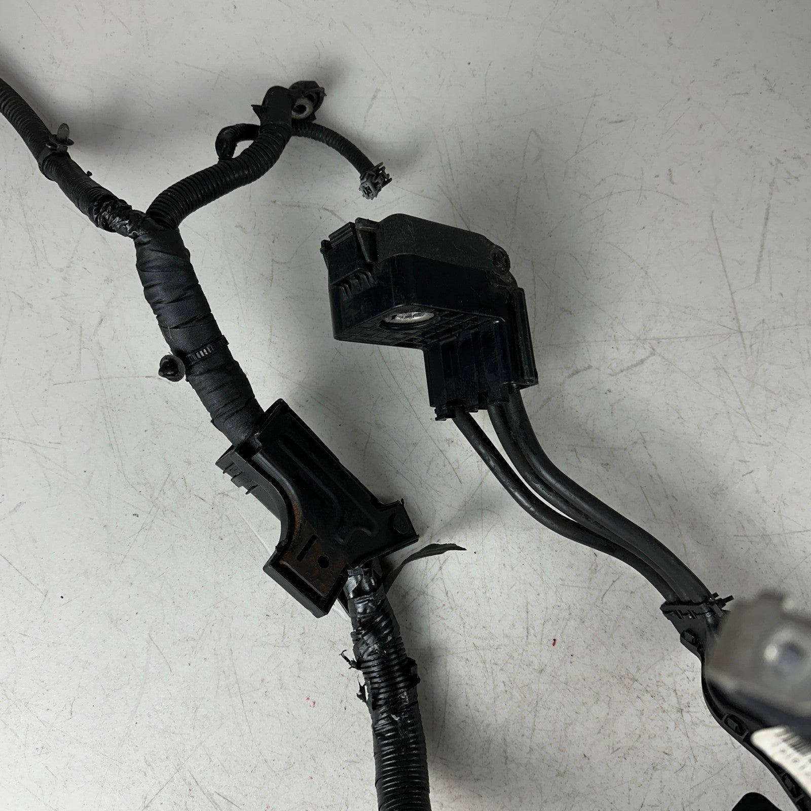 2016-2020 KIA SORENTO BATTERY ALTERNATOR POSITIVE CABLE WIRE WIRING HARNESS OEM