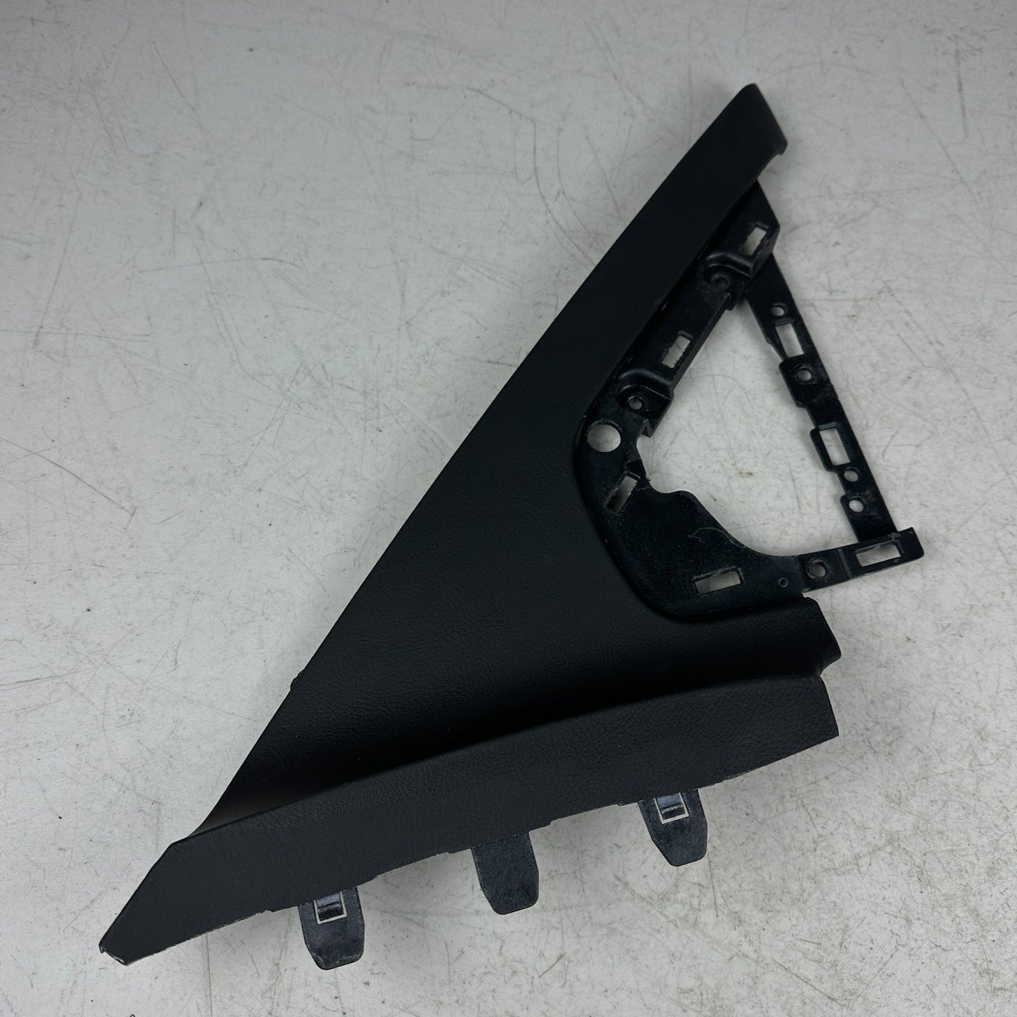 2014-2019 CHEVY CORVETTE C7 DASHBOARD CENTER RIGHT LOWER TRIM COVER PANEL OEM